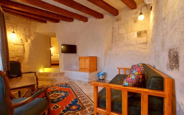 Dervish Cave House & Elegance Cave Suites