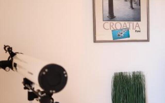 Apartment and Rooms Santini