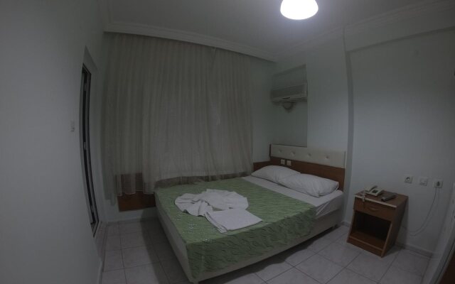 Almir Hotel