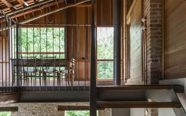 Modern Farmhouse in Pagnano Italy Near Forest