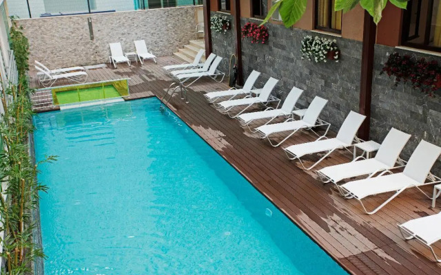 Kleopatra Suit Hotel