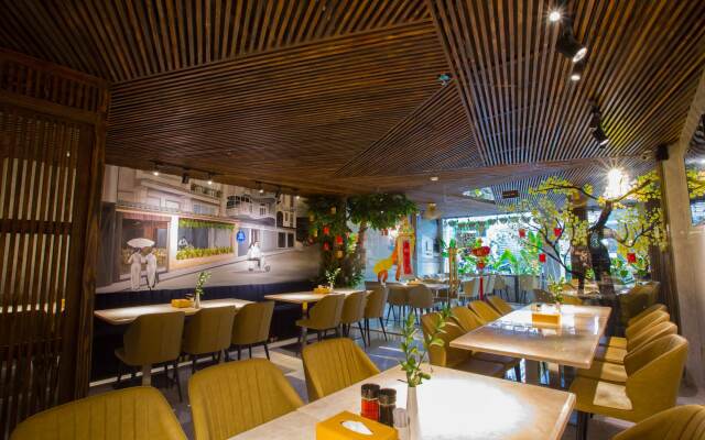 Blue Diamond New Hotel