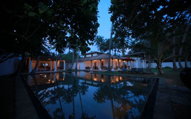 Olanda Private Beach Villa