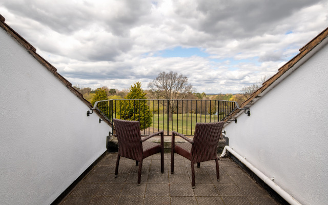 Copthorne Effingham Gatwick Hotel