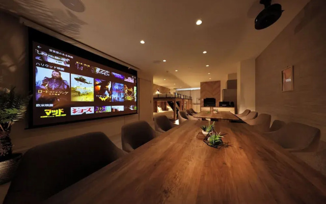 Crystal Besso Shirahama