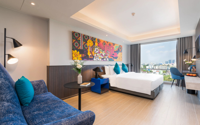 Отель Maitria Hotel Rama 9 Bangkok