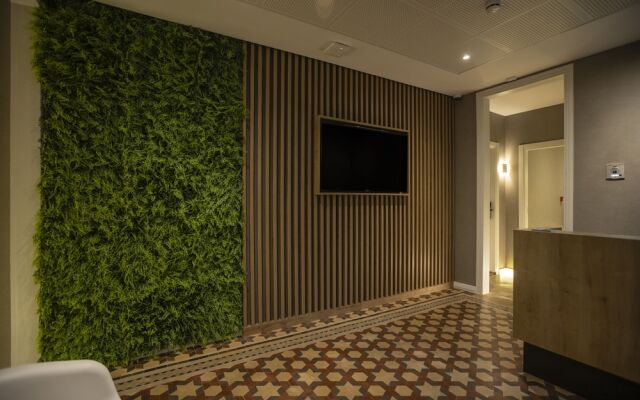 Fontanella by BCN URBAN ROOMS