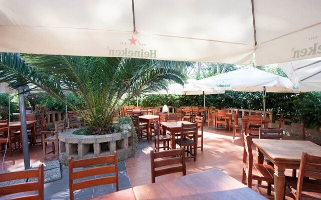 Hu Park Albatros Village