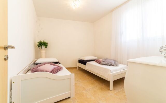 New Luxury Apartment Split