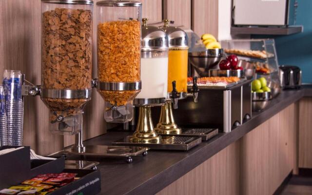 City Express Plus by Marriott Monterrey Galerias
