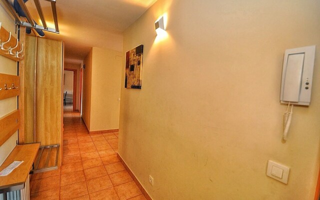 Apartamento cerca de Water World y Gnomo Park