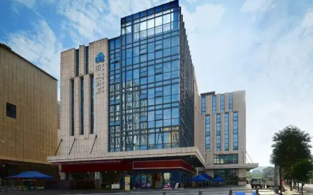 Moshang Qingya Hotel