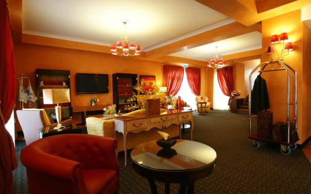 Bräm Hotel