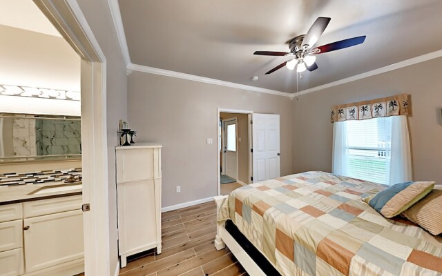 Serene #302 - 2 Br Condo