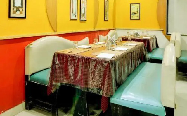 Hotel Dwarka Residency