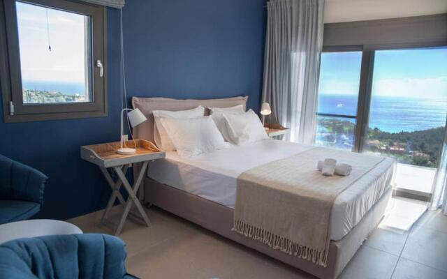 New Villa Blue with private pool at Trapezaki