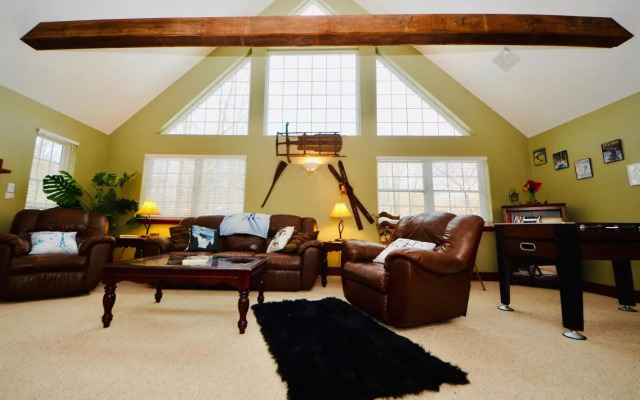 Mt. Maplewood Split Chalet