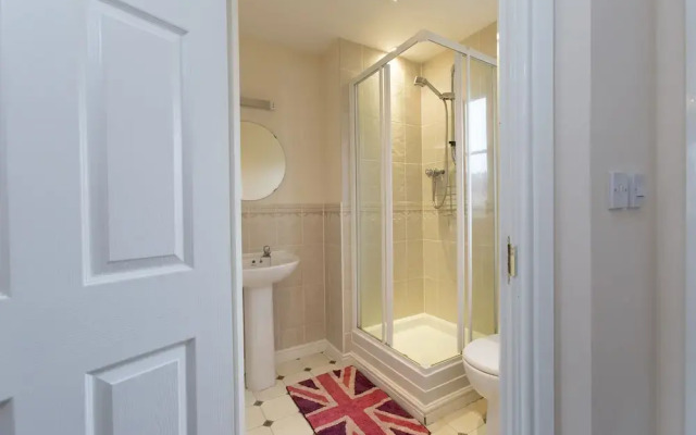 5 Rosebay Gardens