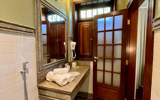 Aroso Paço Hotel