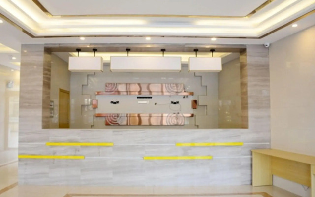 GreenTree Inn Taiyuan Wanbailin District West Bua Station Express Hotel