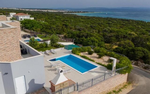 Luxury Villa Royal I with Private Pool
