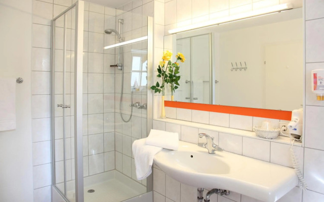 Lobinger Hotel - Weisses Ross