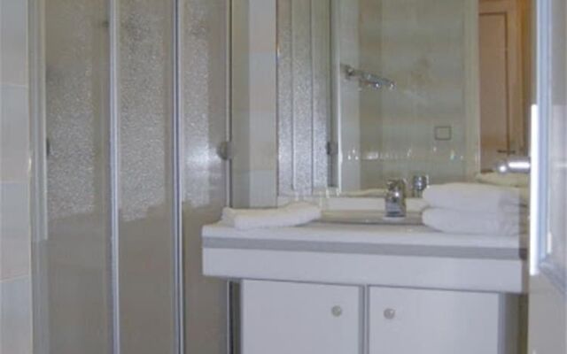 Village Club Yravals