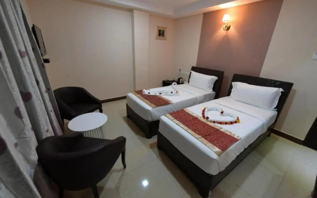 Hotel Sampath by OYO