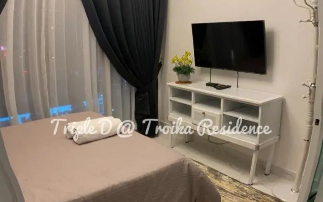 Triple D @ Troika Residence