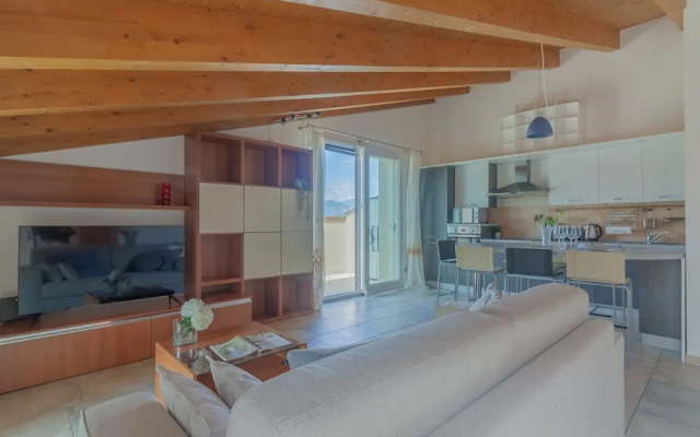 Magic Lake View in Lierna