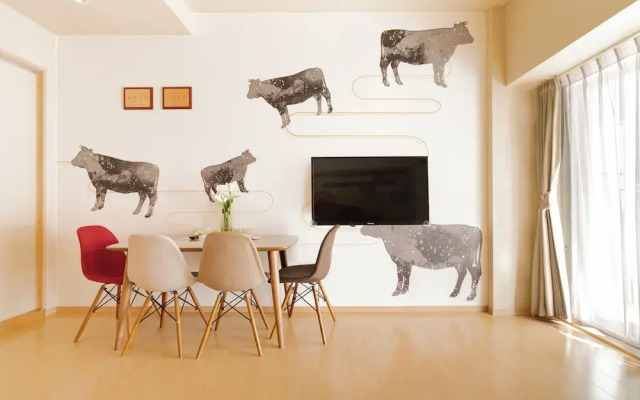 V Boutique House