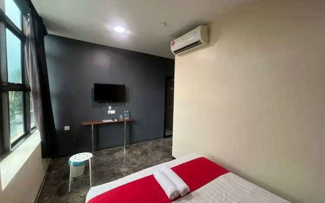 Capital O 89333 Musse Hotel