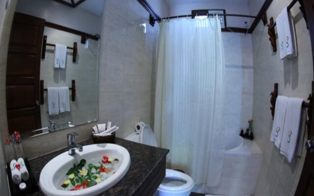 Shwe Yee Pwint Hotel