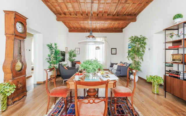 Lunav House in Lucca