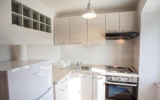 Apartment Pogled na luku