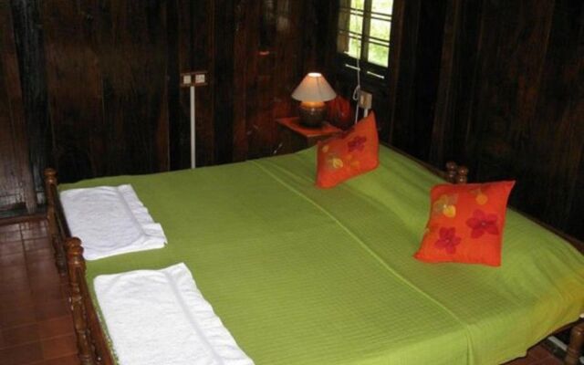 Periyar River lodge