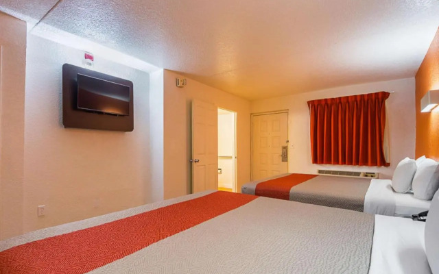 Motel 6 Dallas - Garland - Northwest Hwy