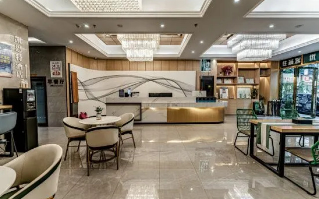 Kester Business Hotel