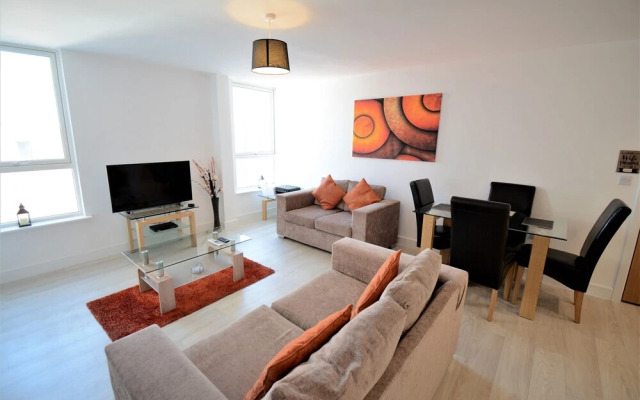 Kennet House Superior Serviced Apartment