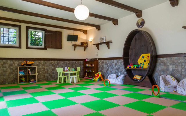 Abalone Hotel
