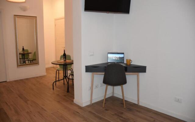 R & A Minerva Suites