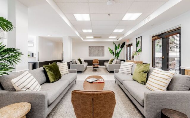 CozySuites Central West End