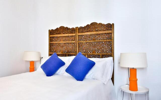 Oyo Apartamentos Enmedio