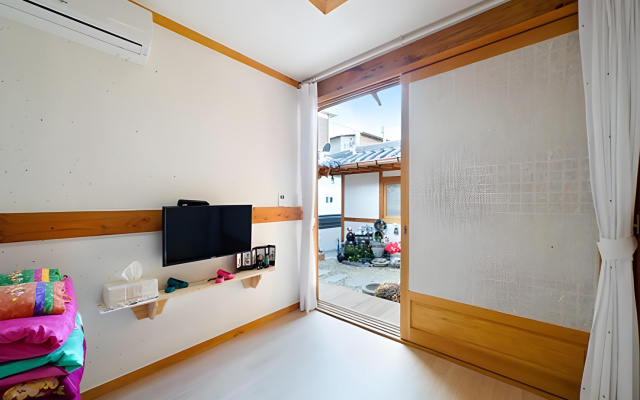 Jeonju Jeongga Hanok Pension