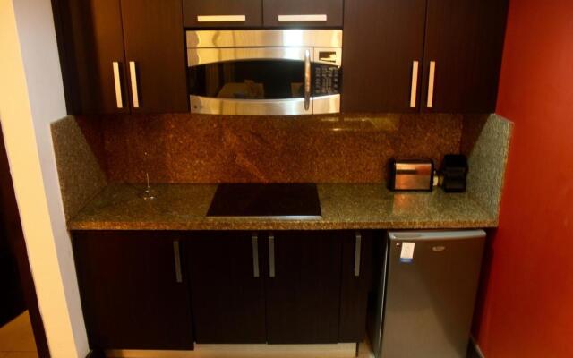Aldea Thai by oceanfront