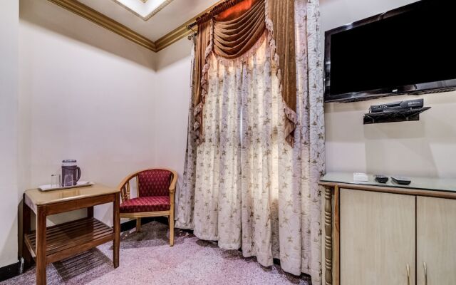 OYO 29230 Ik London Residency