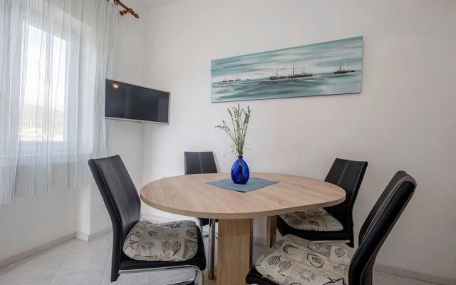 Coastal Home - 10 m From the sea - A1