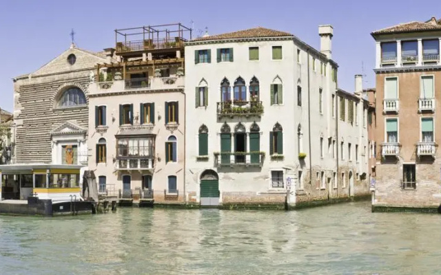 Venice Rainbow Rialto Hotel