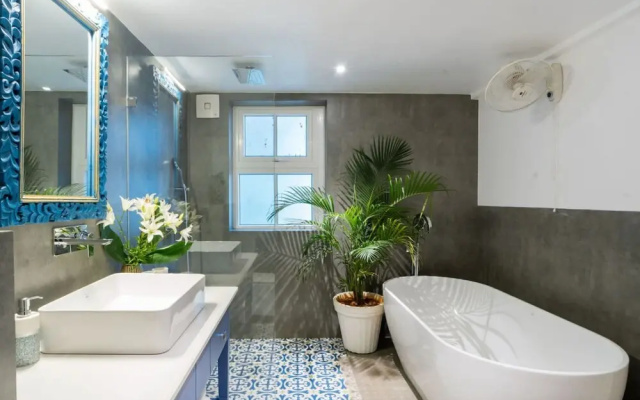 Villa Bauhinia - 5bhk With Pool 10 Mins to Beach