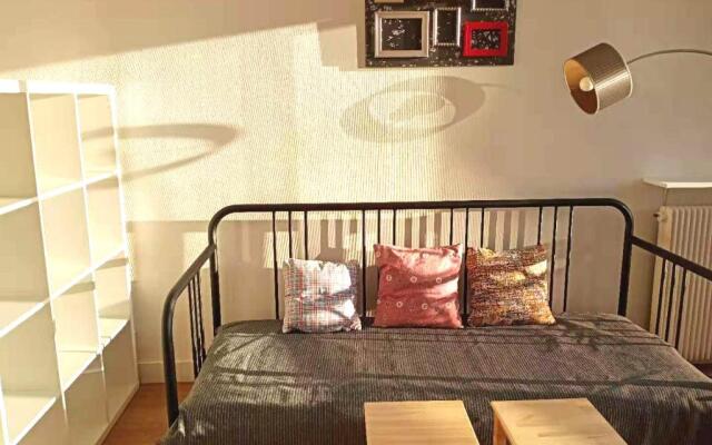 Renovated, 37m², 2 min walk Tram, 5 min La Défense